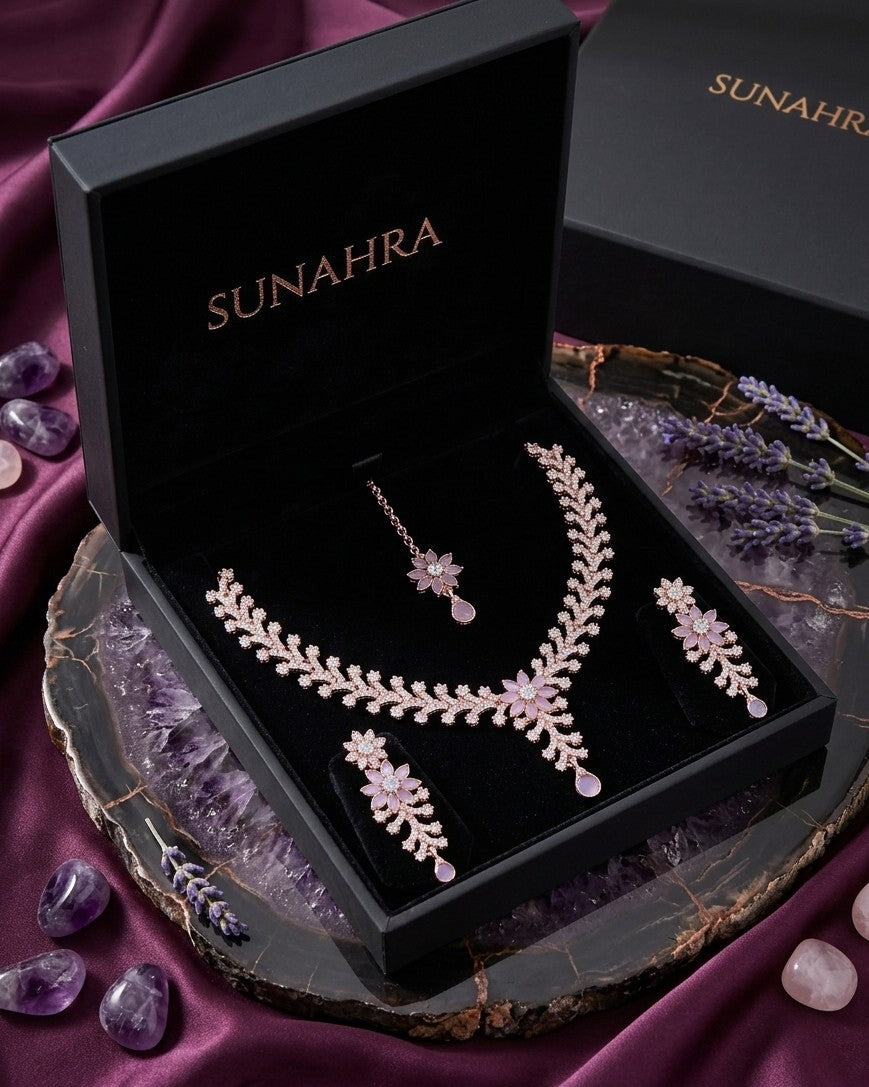 Bloom Royale Necklace Set